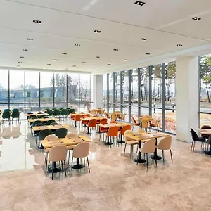 Ibis Styles Ambassador Airport T2 **** אינצ'ון